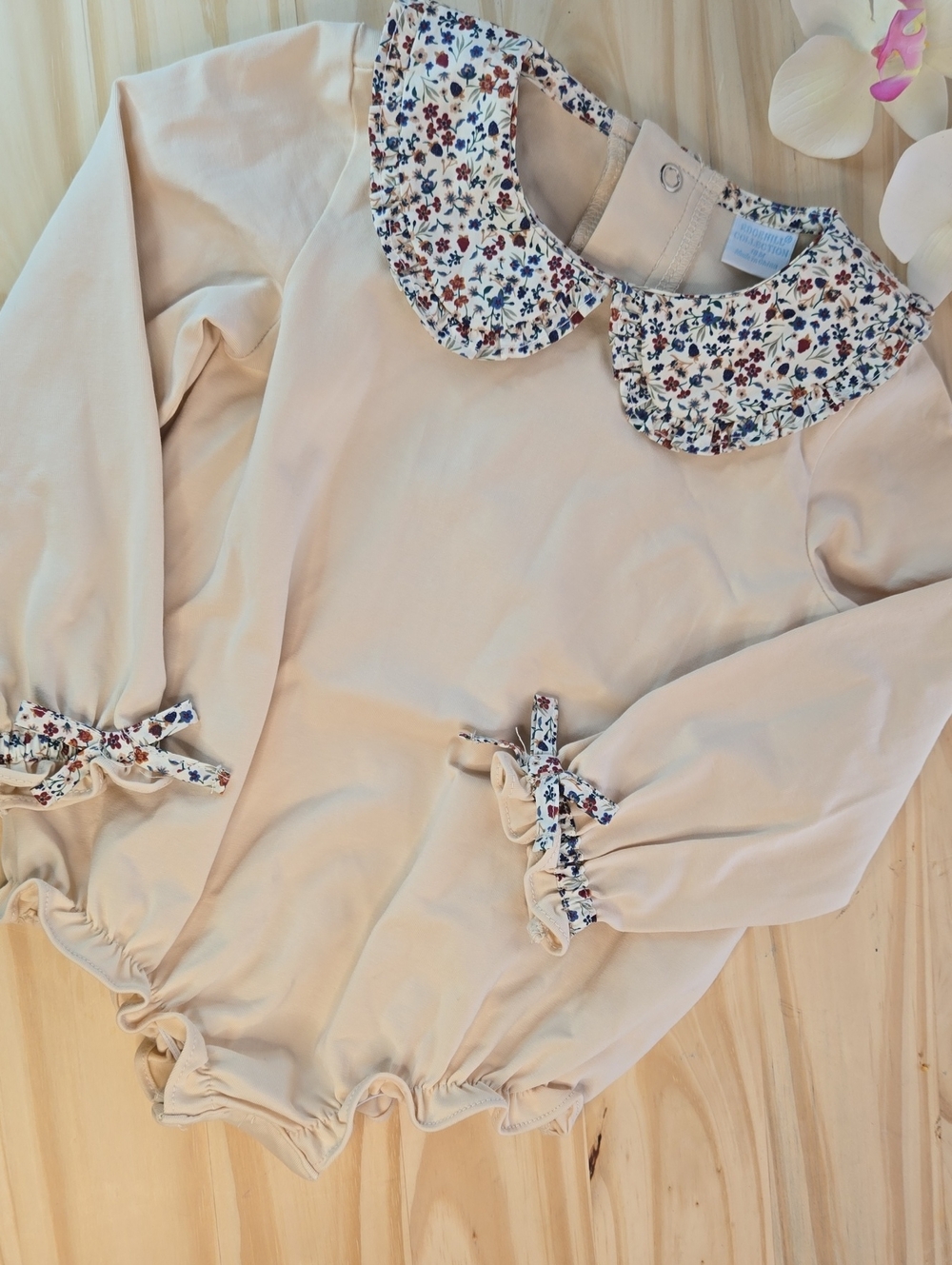 Edgehill Collection Cream Long-Sleeve Top with Floral Peter Pan Collar